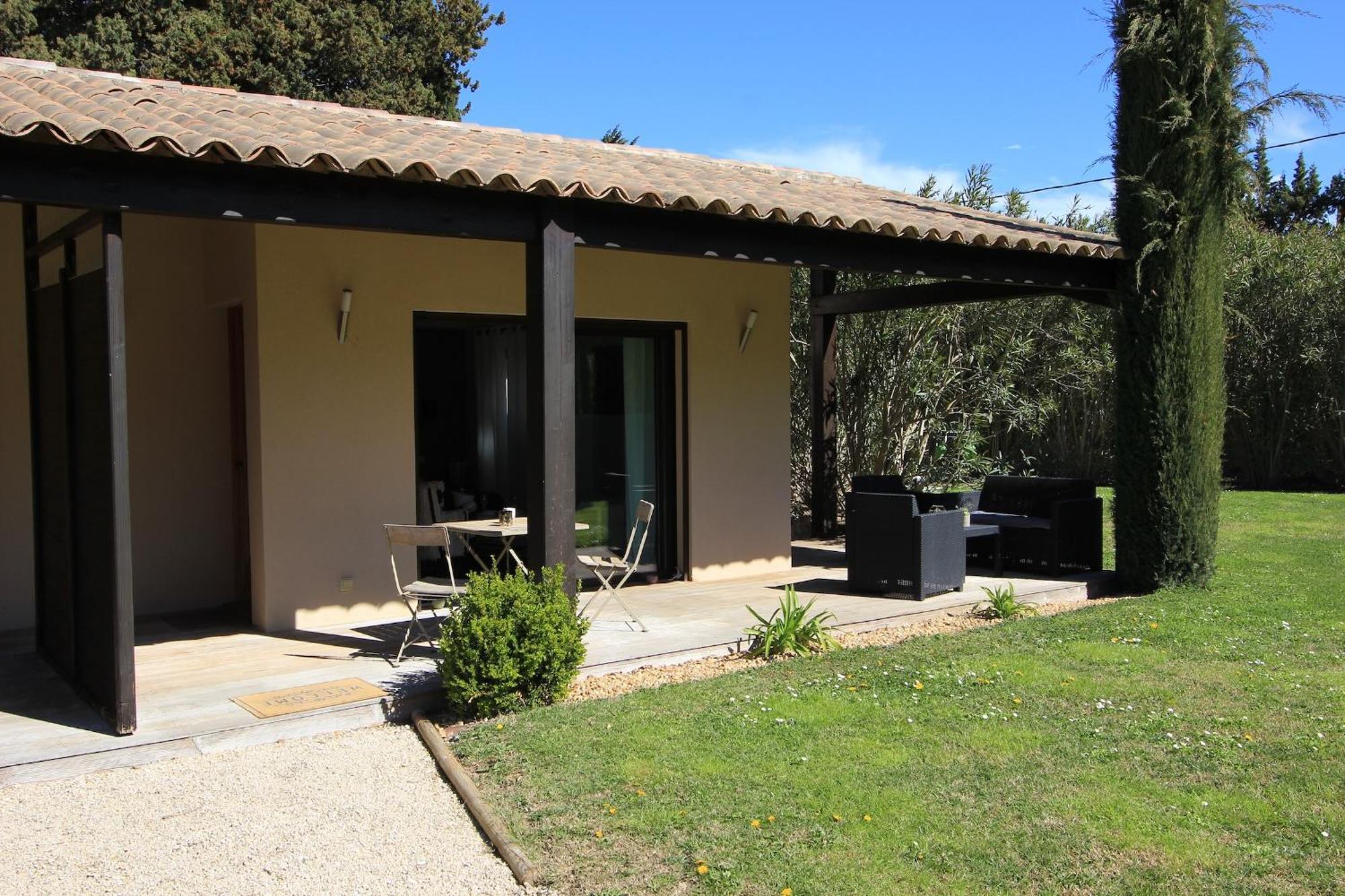 Bed and Breakfast Mas Paloma Rognonas Exteriér fotografie